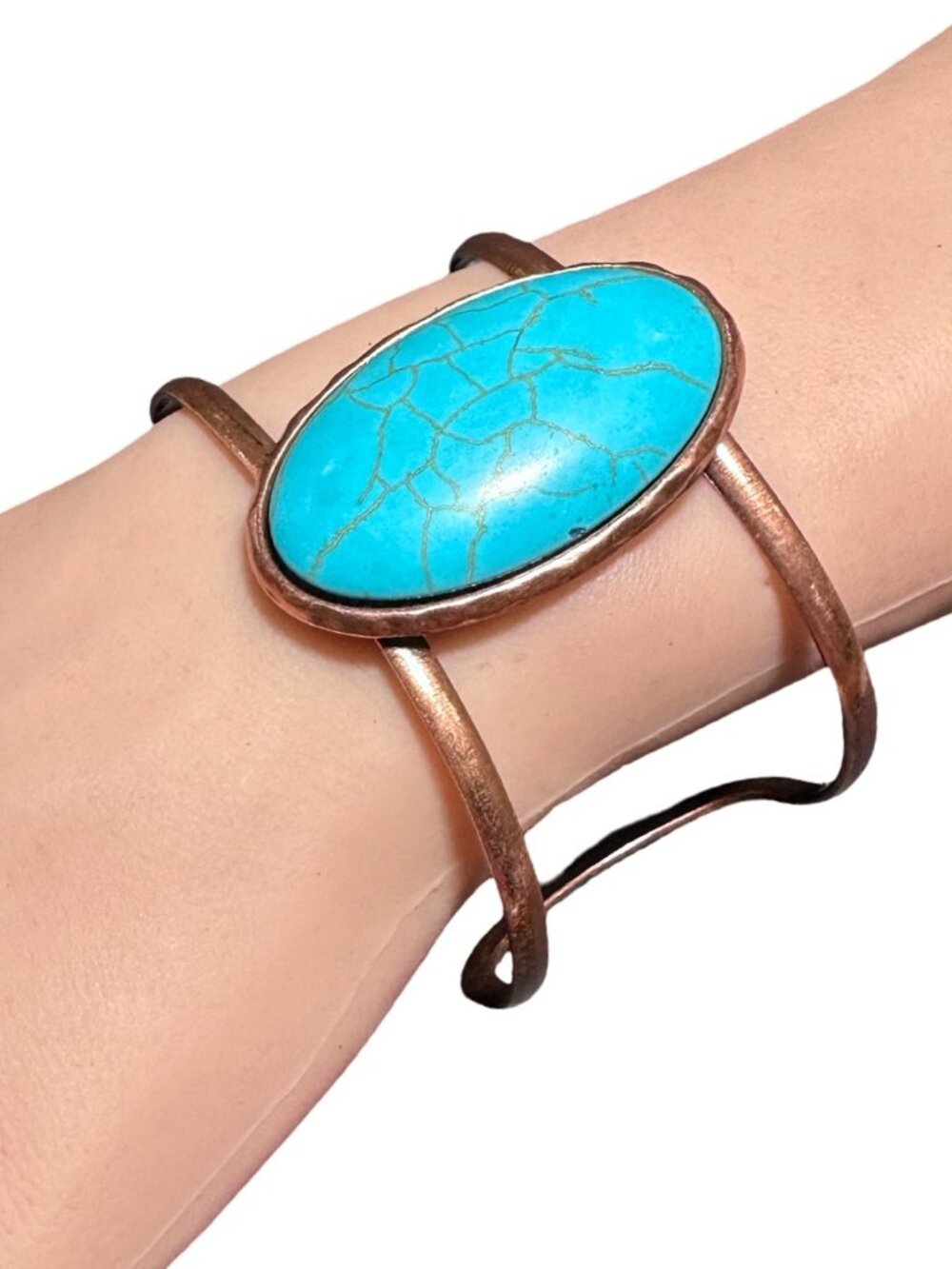 Western Style Cuff Bracelet Copper Tone Blue Center Womens Costume Jewelry NWOT